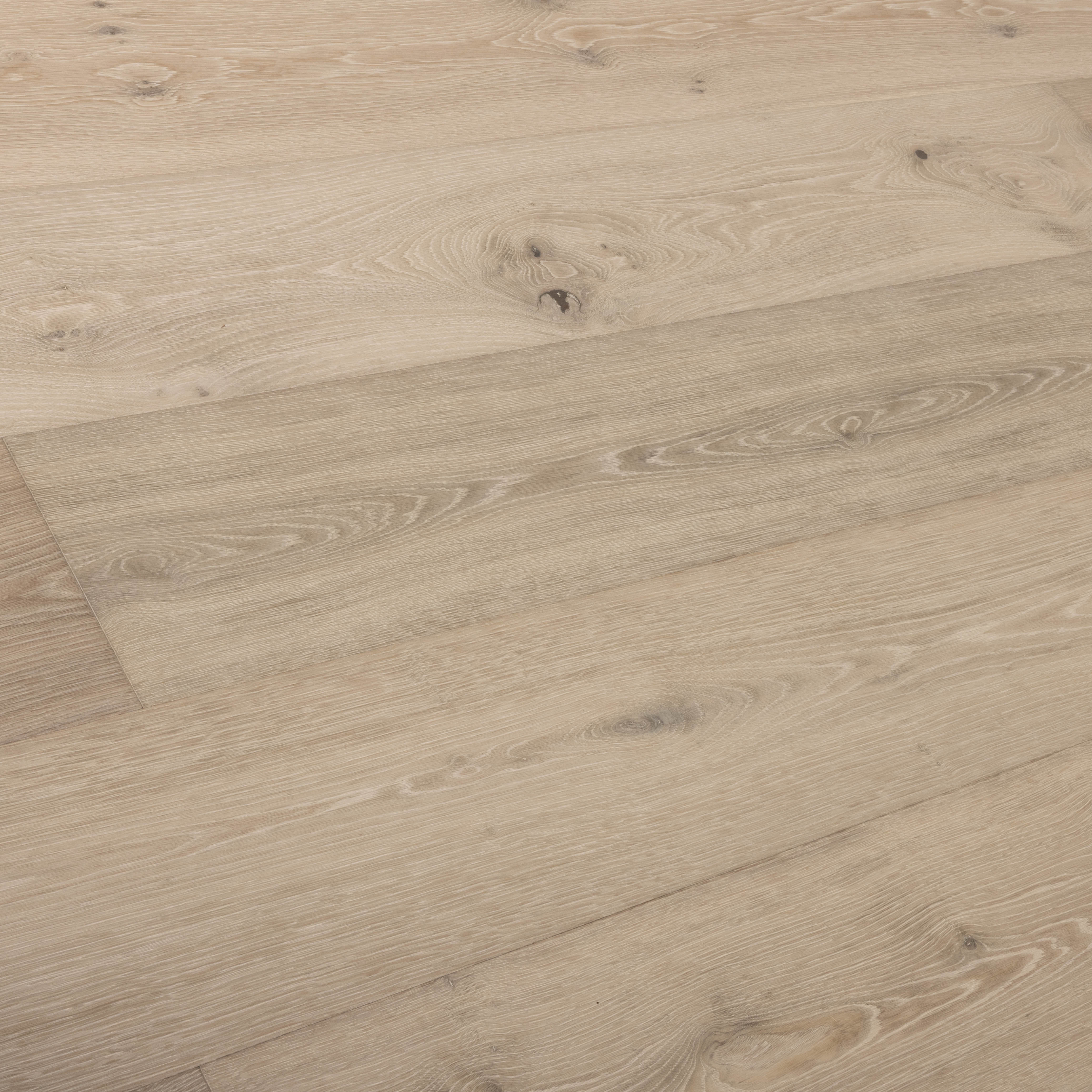 Varese (Urethane) <span>10-1/4″ European Oak Engineered Hardwood Flooring</span>