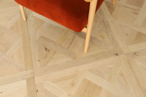 Casetra Natural/Rustic Engineered Hardwood Flooring - Villagio Wood Floors