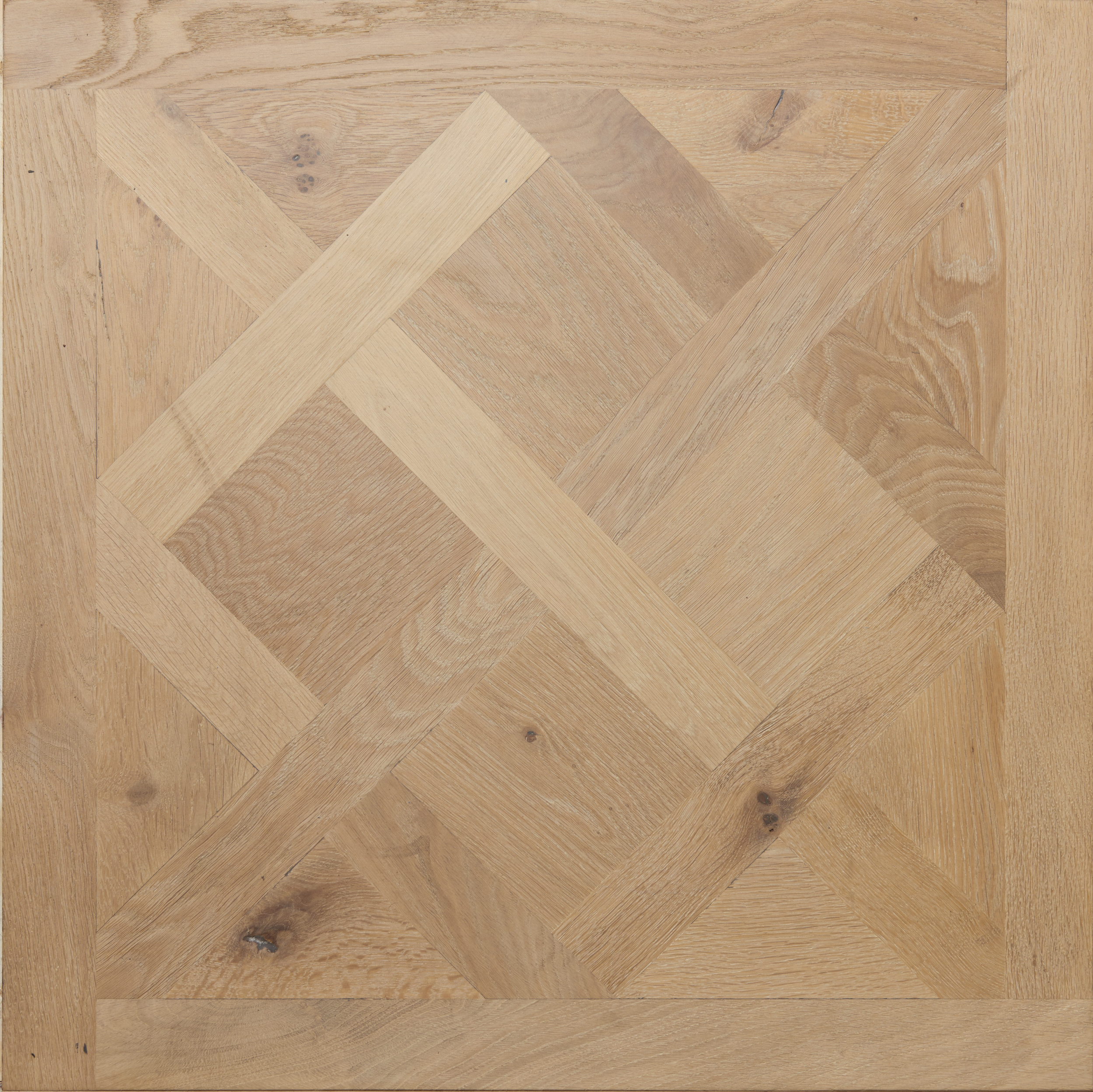 Casetra <span>31-1/2″ European Oak Engineered Hardwood Flooring</span>