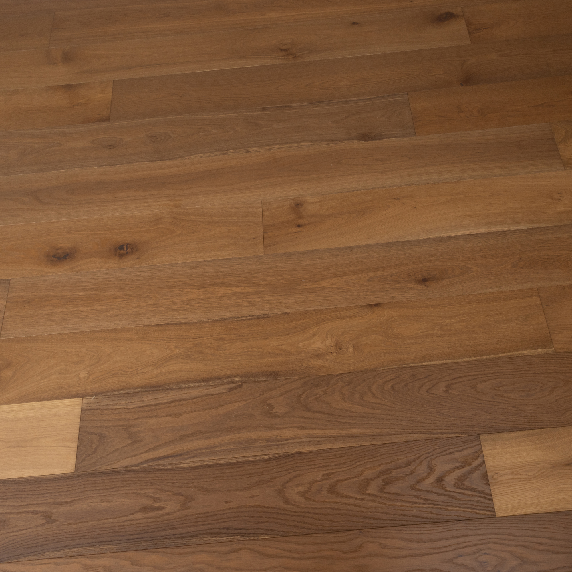 Corno <span>8-5/8″ European Oak Engineered Hardwood Flooring</span>