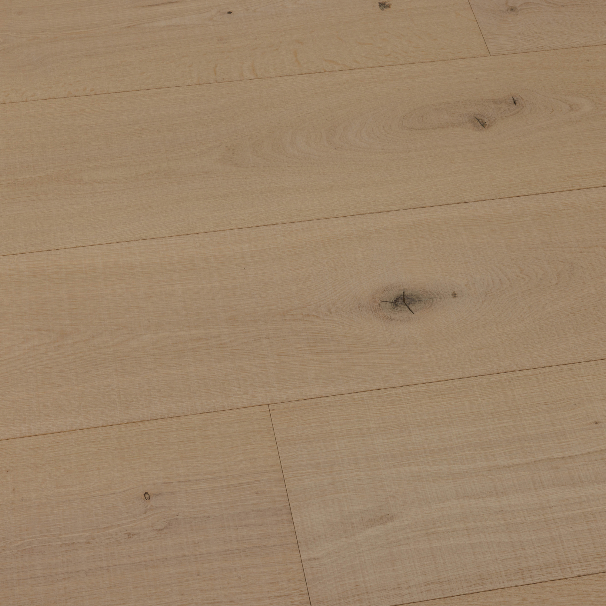 Pane <span>10-1/4″ European Oak Engineered Hardwood Flooring</span>