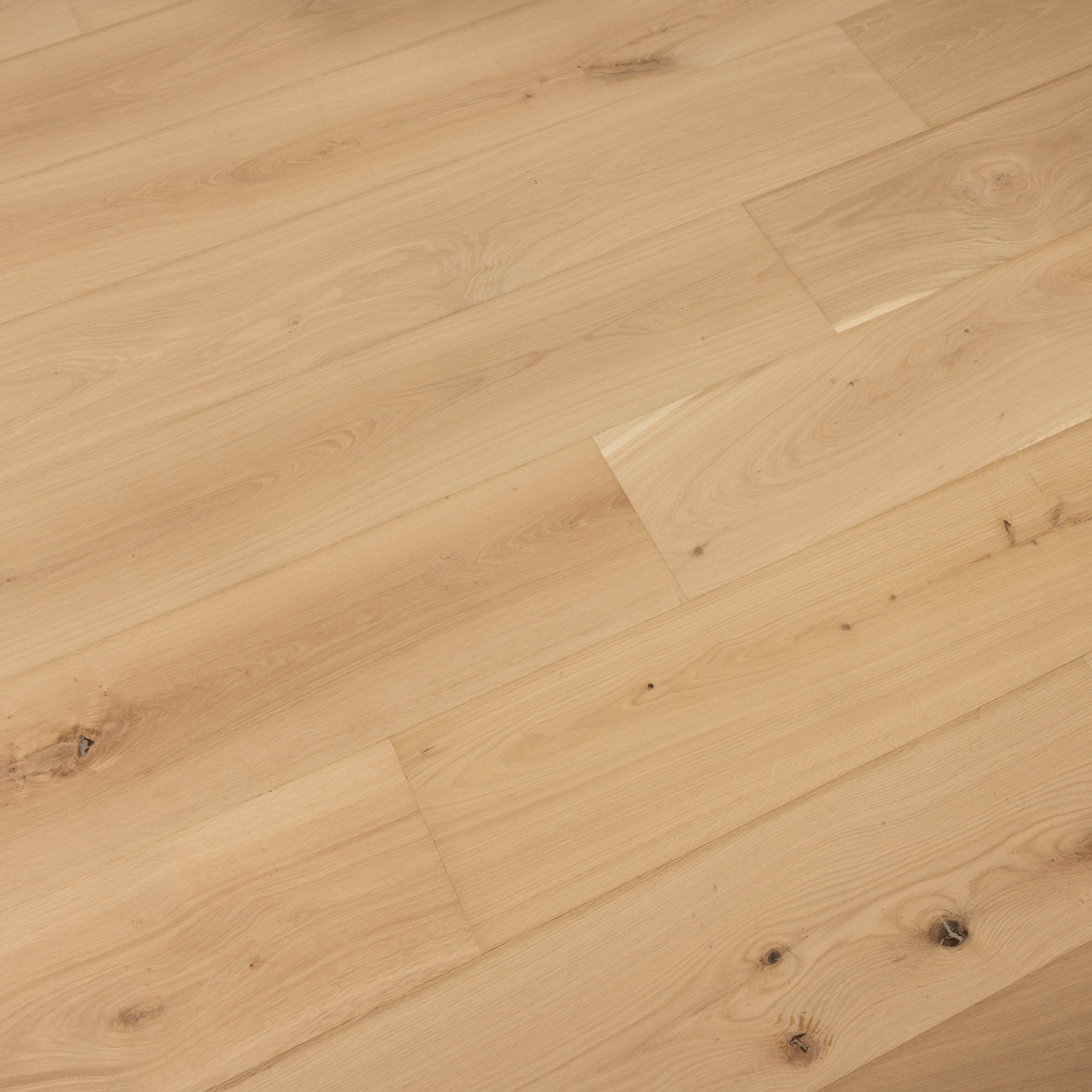Unfinished 9-1/2″ <span>European Oak Engineered Hardwood Flooring</span>